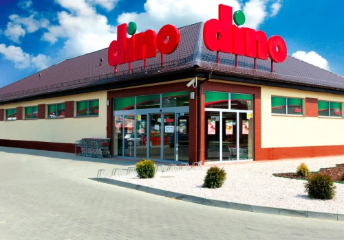 Dino Polska osiągnęło liczbę 3 tysięcy marketów z fotowoltaiką