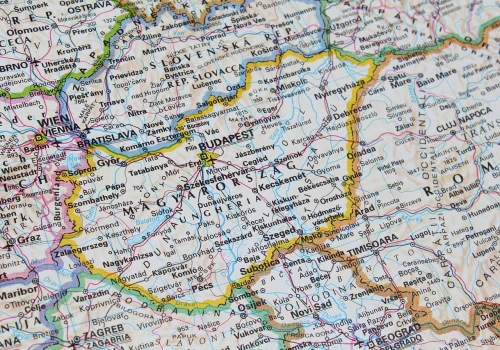 Węgry i Ukraina. Zmiana władzy w Budapeszcie niekoniecznie ułatwią drogę Kijowa do Unii