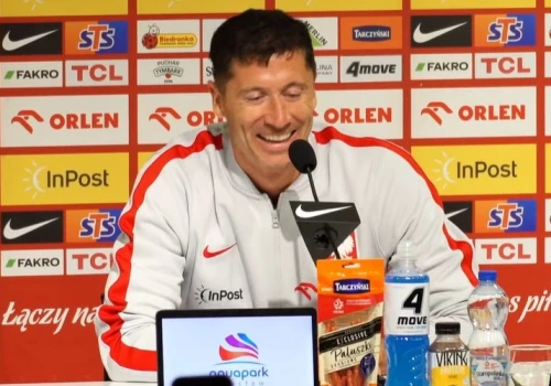 Już po pierwszym pytaniu. Lewandowski aż się zaśmiał