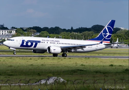 LOT ma już 28 MAX-ów. SP-LYI dotarł na Lotnisko Chopina