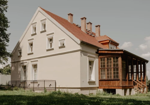 Fundacja „Krzyżowa” otwiera zmodernizowany Dom na Wzgórzu