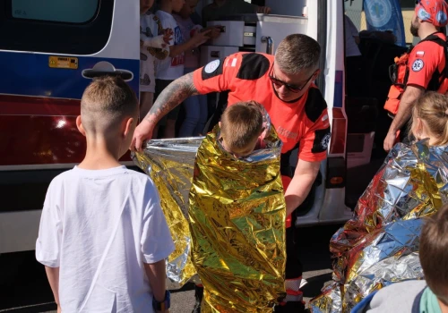 Jak wezwać pomoc i uratować życie? Tego uczyły się dzieci w Lublinie
