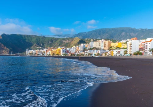 Wyspy Kanaryjskie mniej znane 🌊😍 Magiczna La Palma tradycyjnymi liniami od 702 PLN 👙🌴
