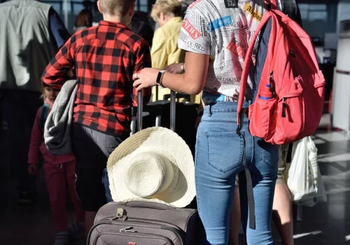 To dlatego Polacy zwlekają z zakupem wakacji. Sondaż dla „Wprost”