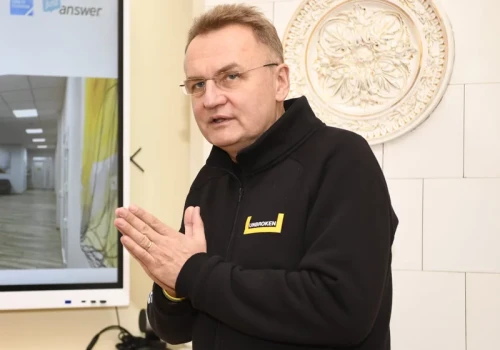 Nawrocki chce odebrać Zełenskiemu order. Jest reakcja z Ukrainy