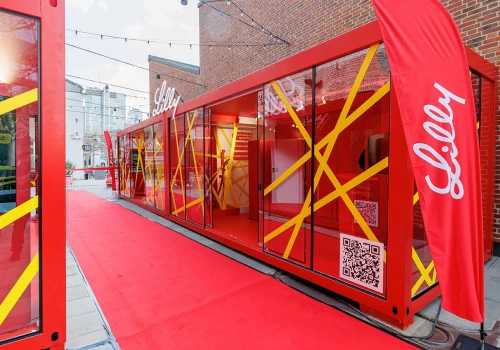„The Impossible Gym” w Warszawie - instalacja, która pokazuje realne wyzwania w chorobie otyłościowej
