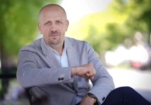 Michał Mroczek pokieruje miejską kulturą i sportem. To efekt zmian w Miejskiej Galerii Sztuki