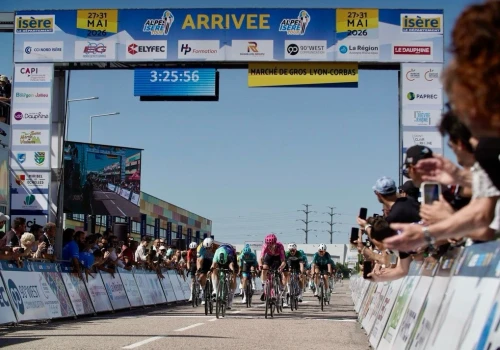 Alpes Isère Tour 2026: 3. miejsce Dawida Lewandowskiego na trzecim etapie