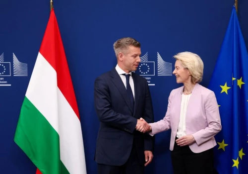 Deszcz pieniędzy nad Budapesztem. KE odblokowała 16 miliardów euro dla Węgier. „Historyczny przełom”