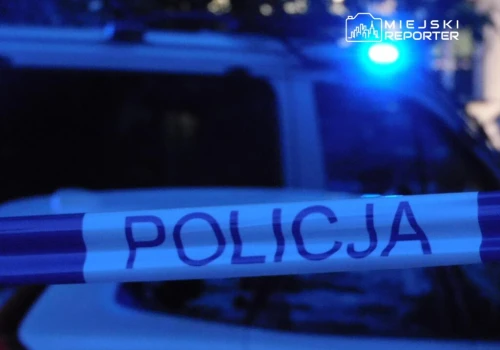 Brutalne zabójstwo kobiety w kryzysie bezdomności w pustostanie we Włochach. Jedna osoba zatrzymana