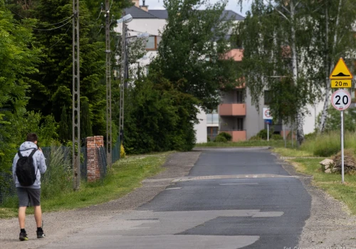 Bezpieczna droga do rozbudowanej szkoły. Rusza ważna inwestycja na rzeszowskim Staromieściu