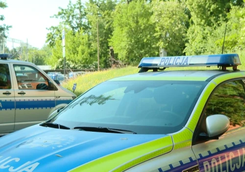 Zgłaszali fałszywe alarmy bombowe. Dwaj mężczyźni z zarzutami