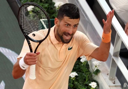 Prawie pięć godzin emocji! Djoković wypuścił prowadzenie 2:0 i odpadł z Roland Garros