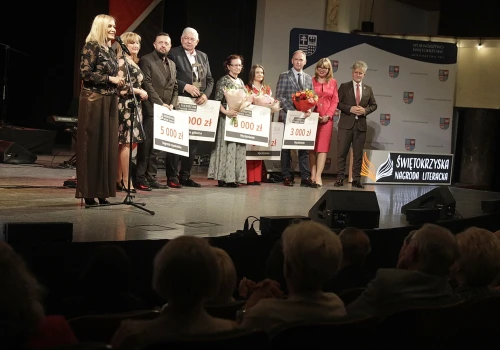 Monografia poświęcona dziejom świętokrzyskiego sanktuarium ze Świętokrzyską Nagrodą Literacką
