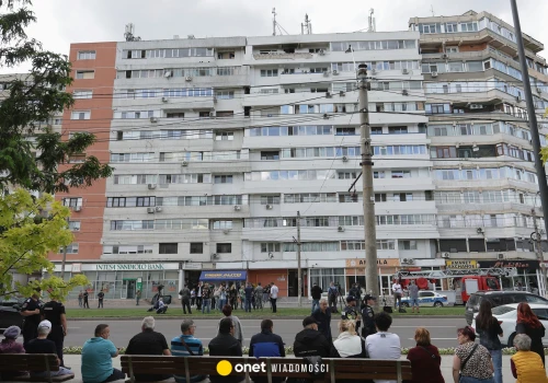 Dowództwo wojskowe NATO: dron, który spadł na blok w Rumunii, był rosyjski