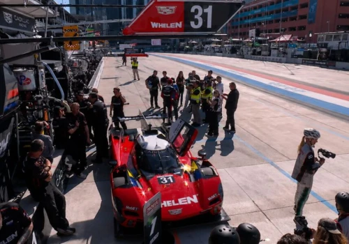 IMSA: Cadillac i Corvette z dwoma pierwszymi rzędami w Detroit