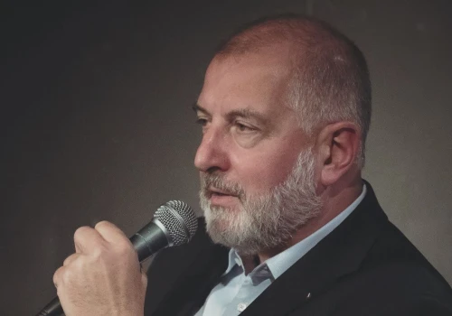 Dutkiewicz ocenia ruch Sutryka: „Znakomicie się na tym zna”