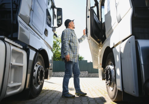 Pensje w logistyce rosną, a pracowników brakuje. Kierowcy zarobią nawet 55 zł za godzinę