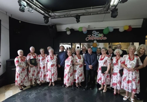 „Jutrzenka” z Konina świętuje 35-lecie. Trzy dekady śpiewu i przyjaźni