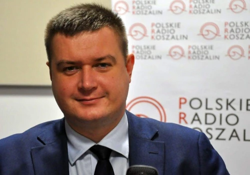 Poseł PiS wyniesiony z samolotu. „Załoga nie mogła nawiązać z nim kontaktu”
