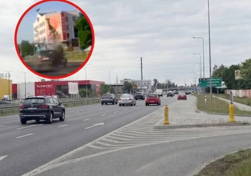 Błędne oznakowanie w miejscu, gdzie zginął policjant na motocyklu