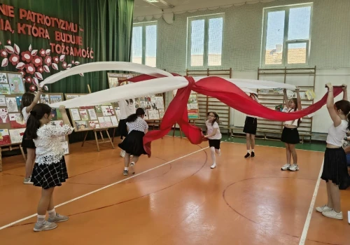 Patriotyzm oczami uczniów. Rozstrzygnięto gminny konkurs