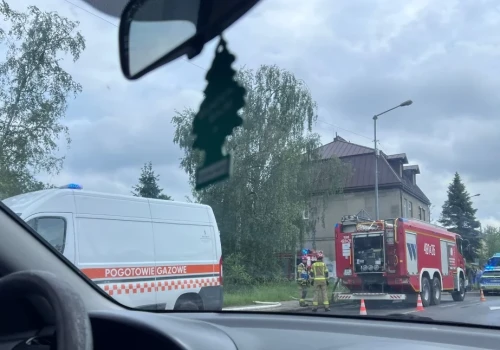 Wyciek gazu przy ulicy Młyńskiej w Jaworznie. Ewakuowano 18 osób