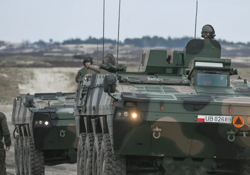 Rekordowe inwestycje w polską armię. Nowe Rosomaki już w drodze do wojska