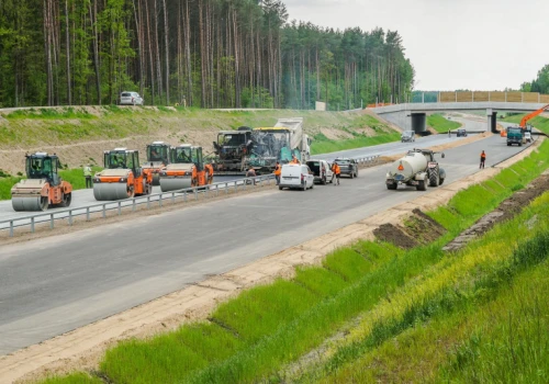 Dwupasmówki na wakacje nie będzie. Szybka droga wpadła w poślizg