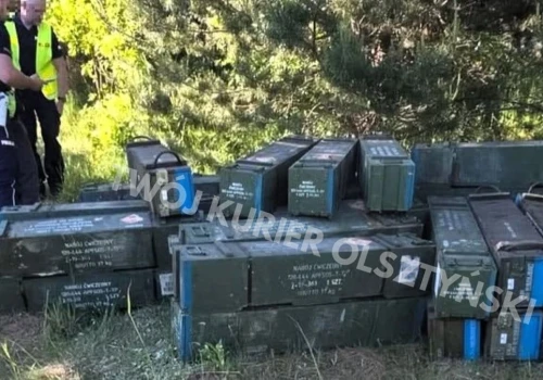 W lesie pod Nidzicą porzucono 33 skrzynie do transportu pocisków czołgowych