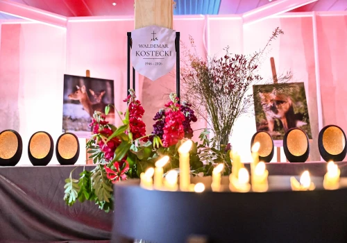 Nowy wymiar pożegnania. NECROEXPO pokazuje, jak zmieniają się współczesne ceremonie pogrzebowe