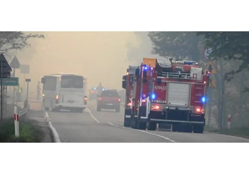 1300 strażaków gasi pożar w powiecie wołomińskim