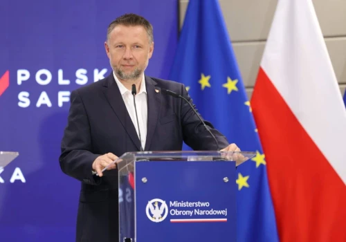 Medialna wojna na zgliszczach Mazowsza. Kierwiński apeluje do TV Republika