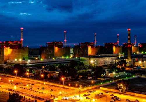 Dron uderzył w elektrownię atomową w Zaporożu. 