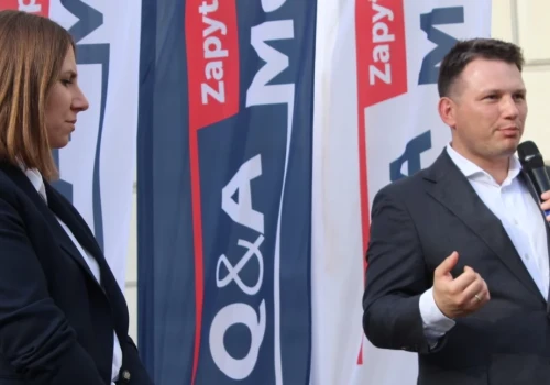 Rząd Donalda Tuska interesują... transporty gaci!