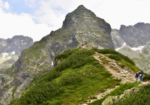Kościelec w Tatrach to polski Matterhorn. Co warto wiedzieć przed wyprawą?
