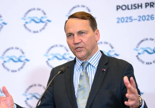 Sikorski uderza w Nawrockiego. „Jego polityczny obóz kłamał”