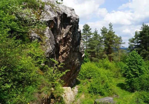 Nieznane świętokrzyskie atrakcje: górnicza sztolnia i górska grań
