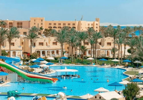Lato w Hurghadzie w ⭐⭐⭐⭐⭐ hotelu z parkiem wodnym i all inclusive za 1979 PLN 👙🌊