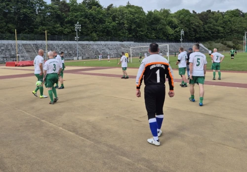 „Zacieramy podziały”. Oldboye rozegrali pierwszy turniej samorządów Słupsk-Redzikowo-Kobylnica