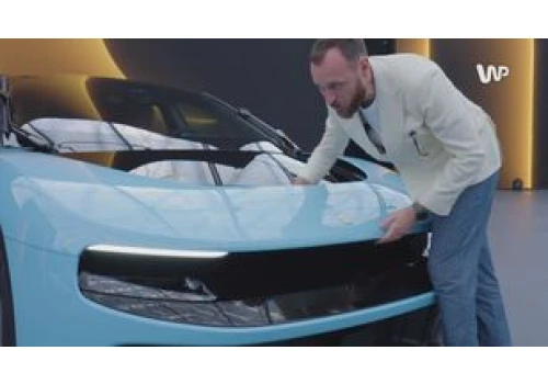 Pierwszy kontakt z Ferrari Luce. Siedziałem w kontrowersyjnym elektryku legendarnej marki
