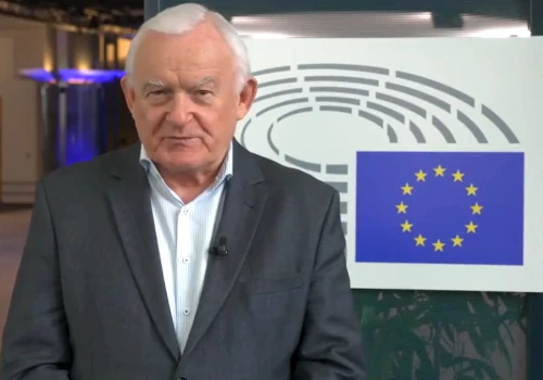 Miller wskazał polityka KO. „Stoi na czele banderowskiej piątej kolumny”