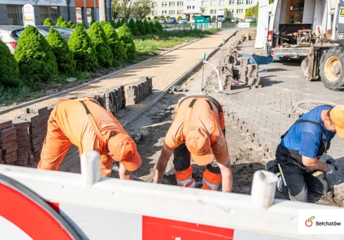 Bełchatów inwestuje w chodniki. Zakończyły się już pierwsze prace