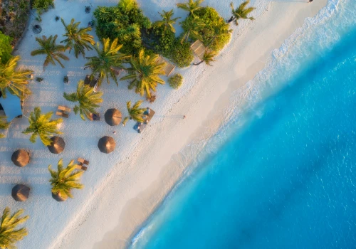 Tanie loty na Zanzibar w sezonie 🌤️⛱️🌴 Bilety z 3 miast już od 1765 PLN ❗✈️🎒