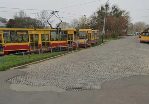 Były ładne drogi z kostki. Będą brzydkie z asfaltu