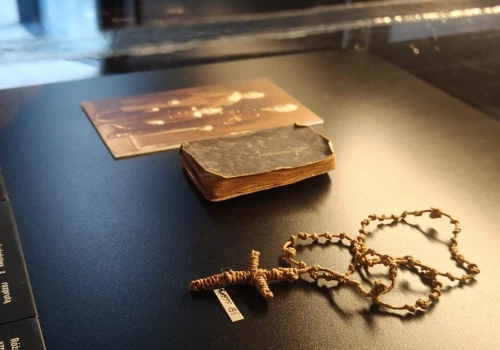 Egzekucje w Palmirach – historia, która nie milknie (GALERIA)