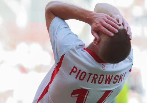 Wielki zawód we Wrocławiu. Ukraina zlała Biało-Czerwonych. Gwizdy żegnały Polaków