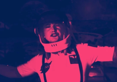 Adyena z nową muzyczną misją. Utwór „Apollo 13” już dostępny!