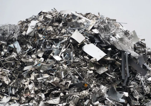 Zalega w tysiącach domów. Na złomie płacą nawet 400 zł za kilogram
