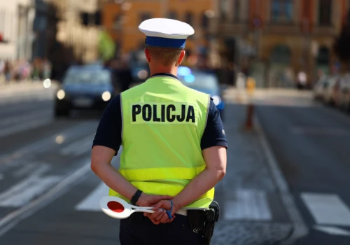 500 zł mandatu za okulary w samochodzie. Przepisy mówią jasno